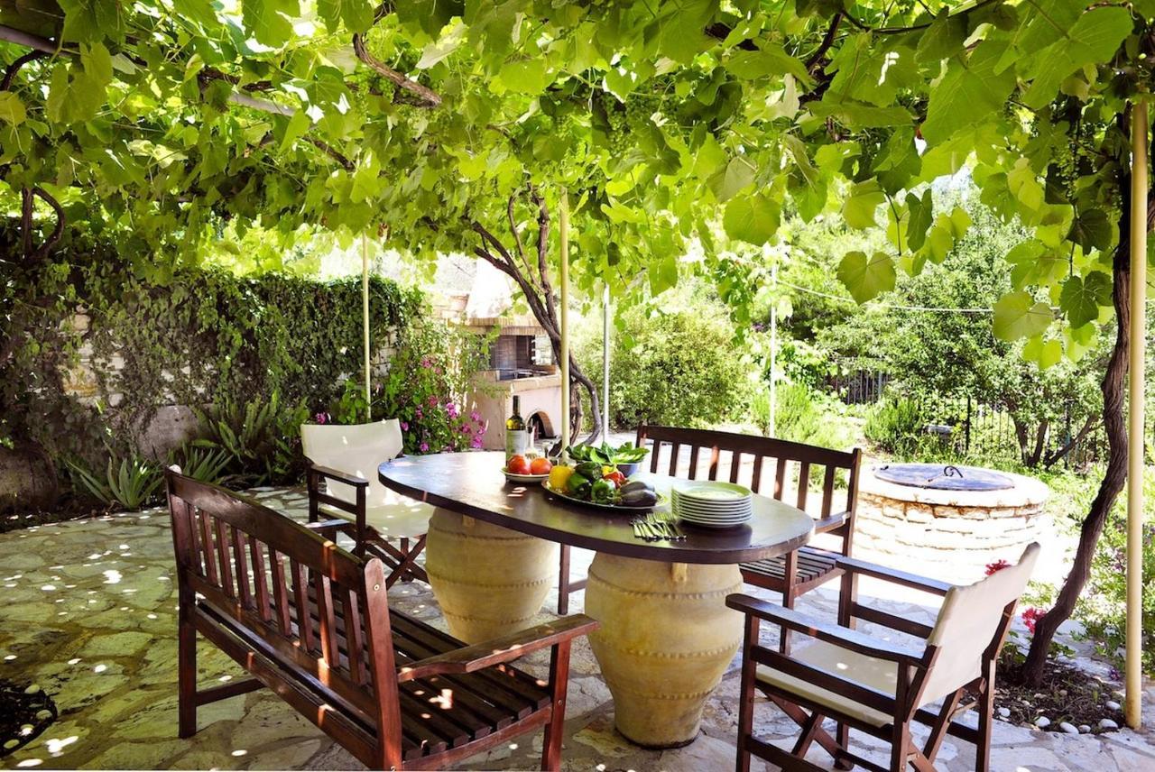 Villa Eleni Agnítsini Exterior foto